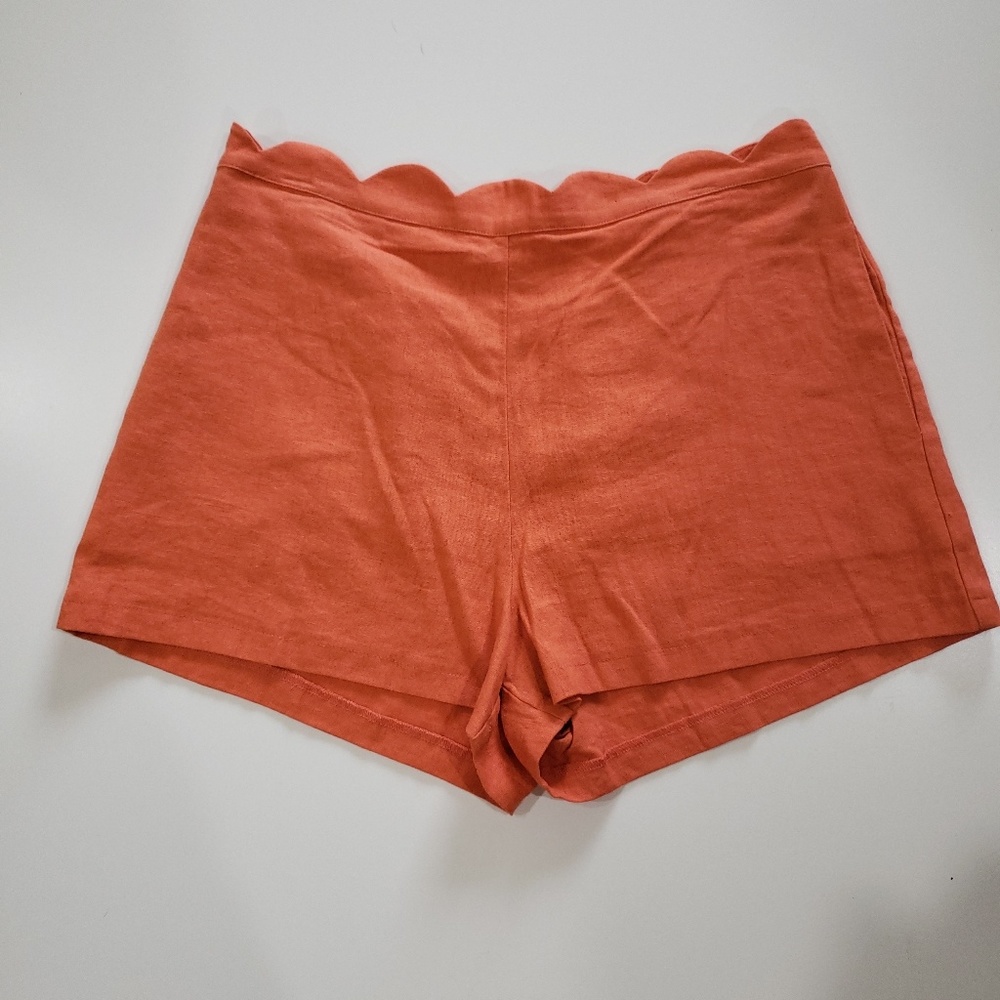 June & Hudson anthropologie scallop shorts sz L